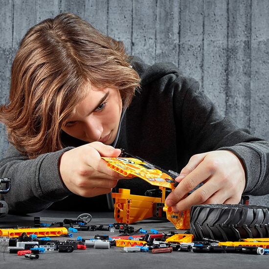 სათამაშო მანქანის ლეგო LEGO TECHNIC 4X4 X-TREME OFF-ROADER 42099iMart.ge