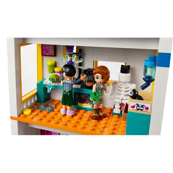 ინტერნაციული სკოლა პერსონაჟებით LEGO HEARTLAKE INTERNATIONAL SCHOOL (41731)iMart.ge